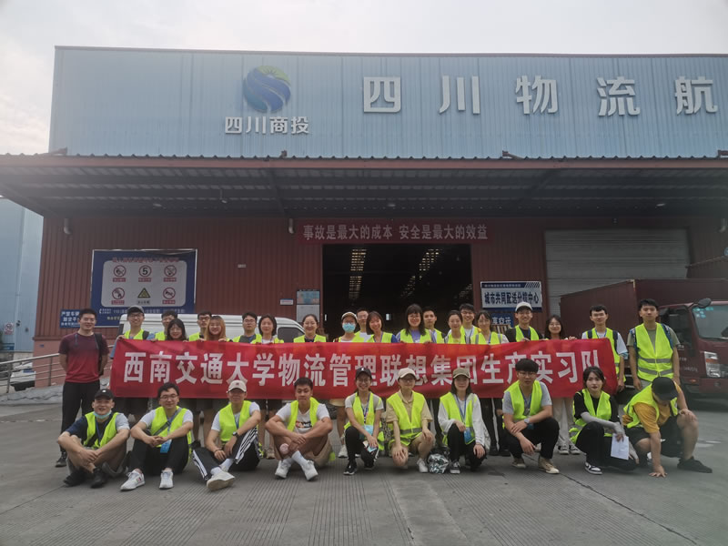 1632027178700094467.jpg 17.jpg